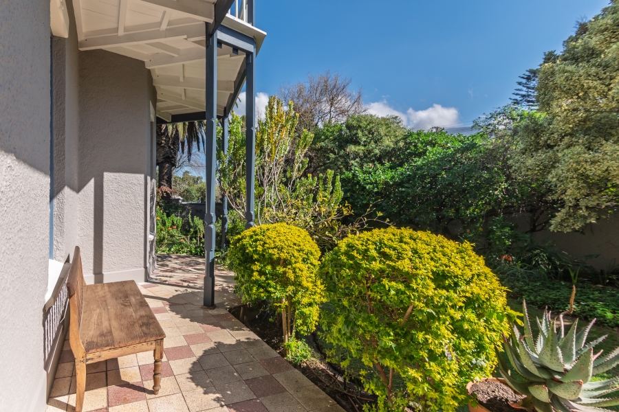 5 Bedroom Property for Sale in Rondebosch Western Cape